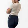 CAU001-01 Seamless Sculpting Tee