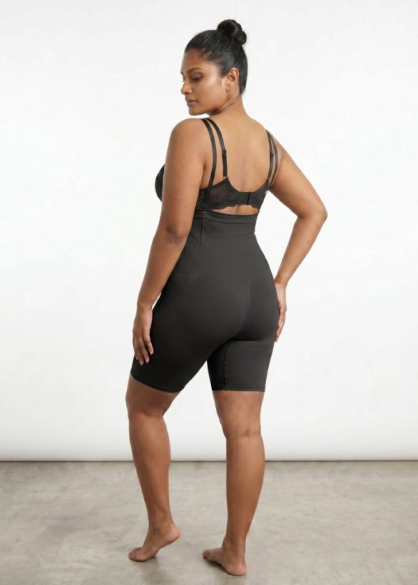 CSU-01-09 (Medium) Seamless Ultra High Slimming Short – Full Coverage Body Shaping Solution